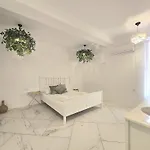 Хостел Cazino Nord *