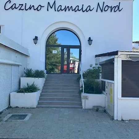 Cazino Nord אכסניה *