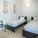 Cazino Nord Hostel Mamaia