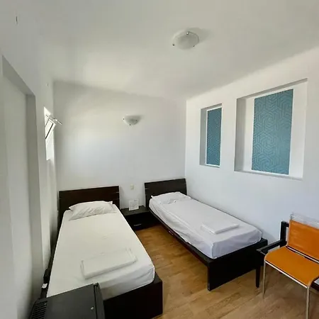 Auberge de jeunesse Cazino Nord *