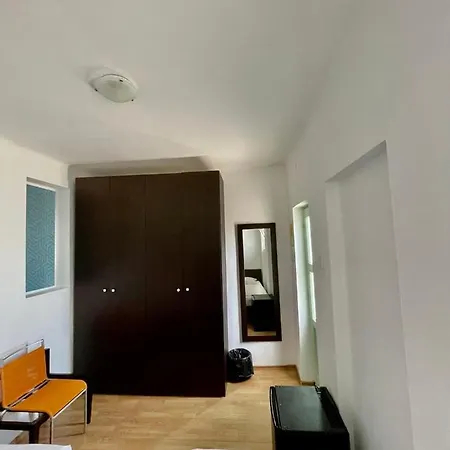 Hostel Cazino Nord *