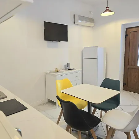 Cazino Nord Hostel *