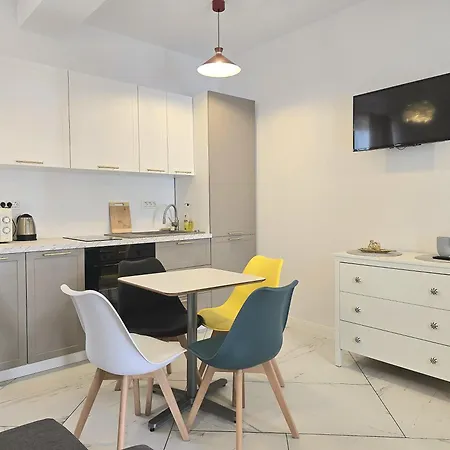 Hostel Cazino Nord *