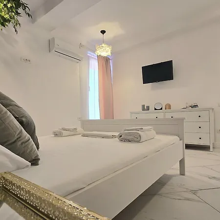 Cazino Nord Hostel Mamaia