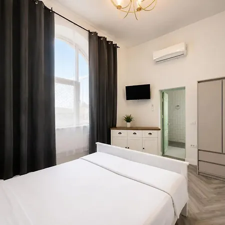 Cazino Nord Hostel *