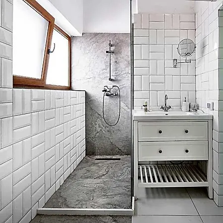 Cazino Nord Hostel