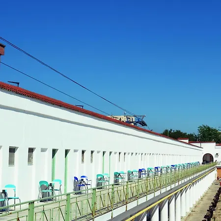 ホステル Cazino Nord *